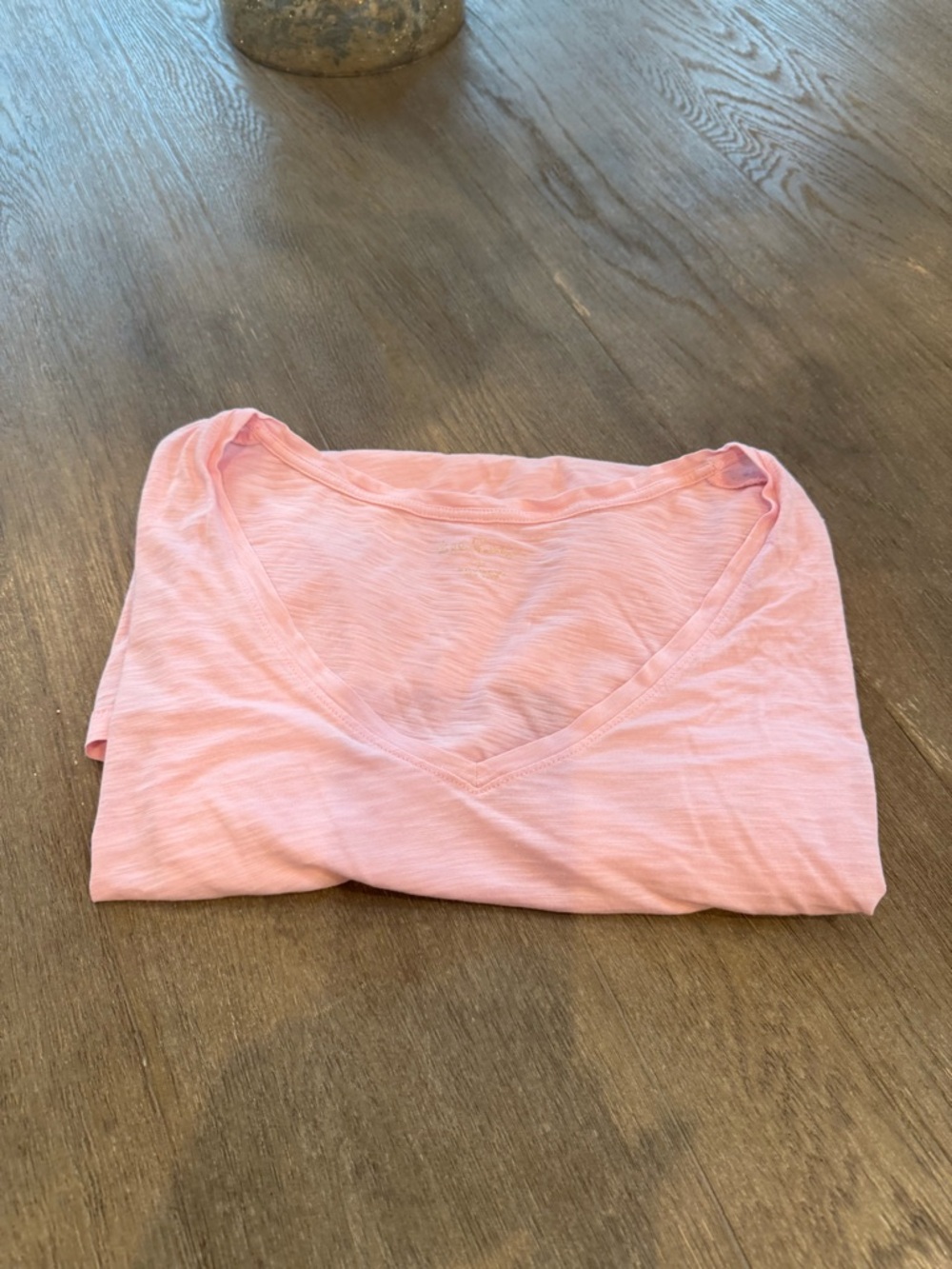 Lilly Pulitzer Light Pink V-Neck Short Sleeve Tee